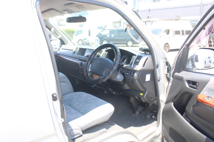 キャンピングカーバンコン