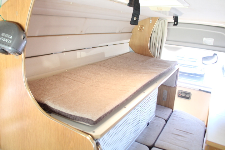 キャンピングカーバンコン