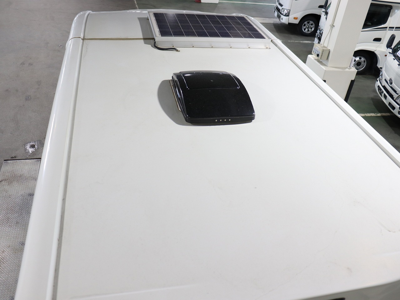 キャンピングカーキャブコン