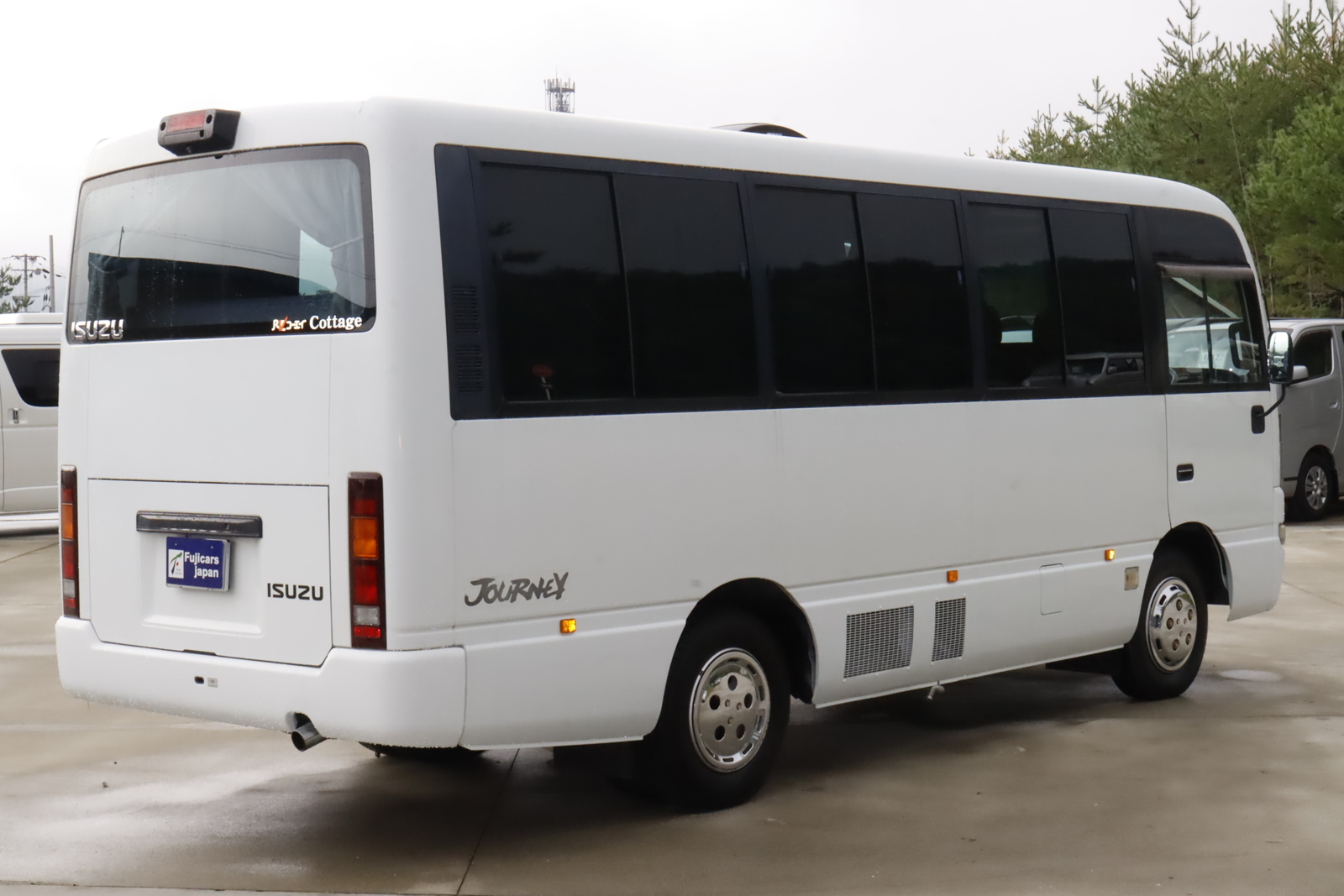 キャンピングカーバスコン