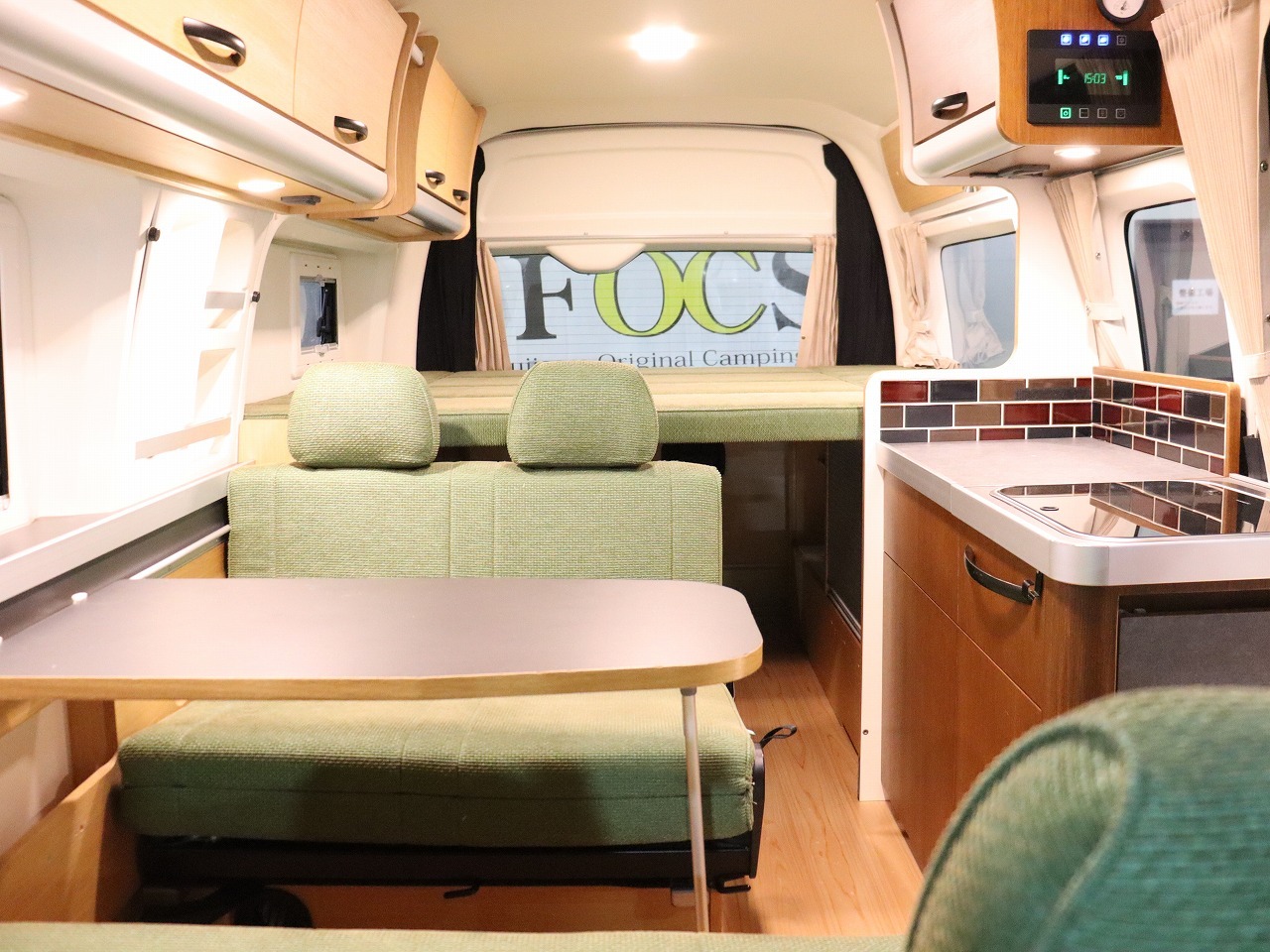 キャンピングカーバンコン