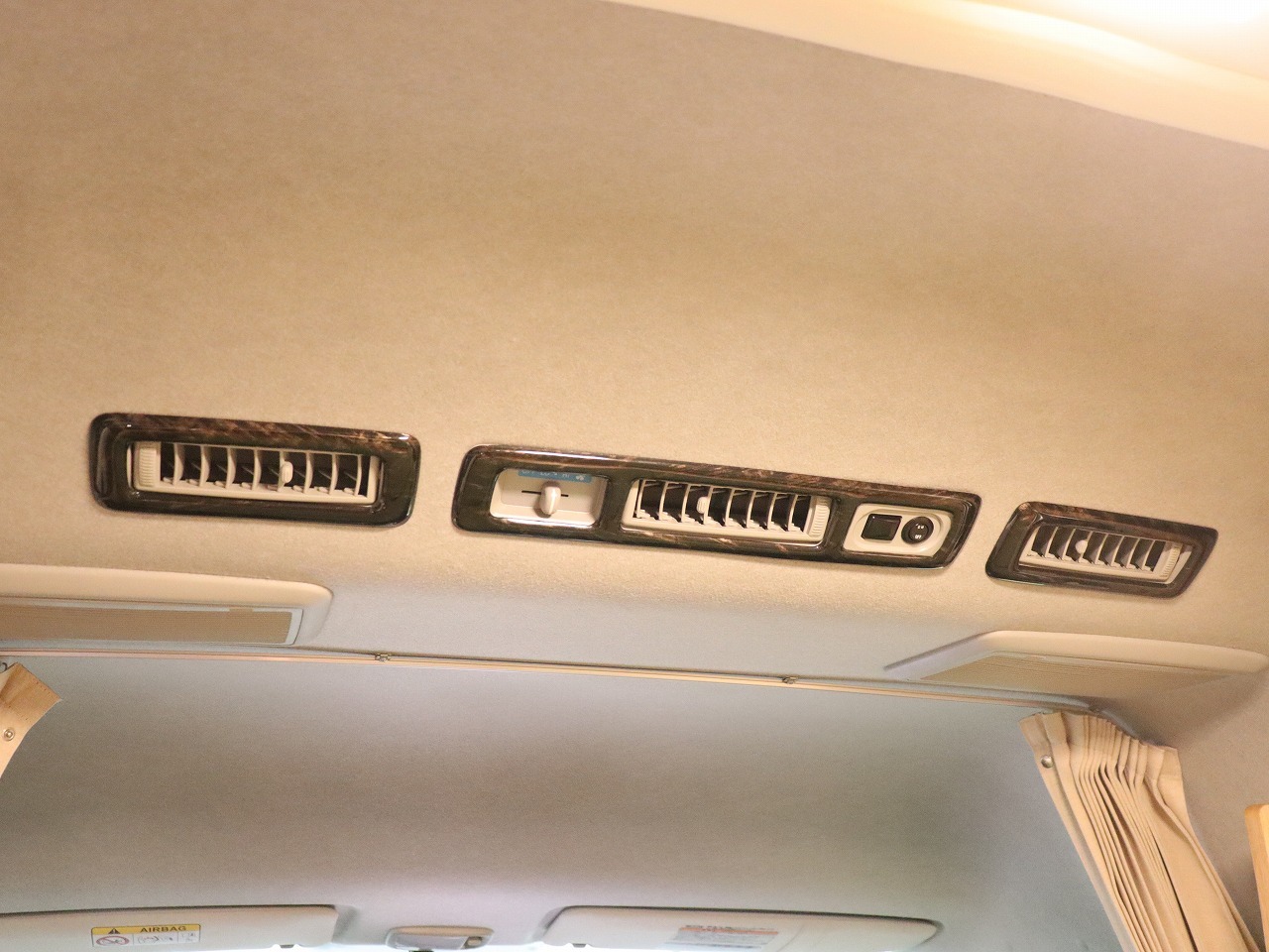 キャンピングカーバンコン