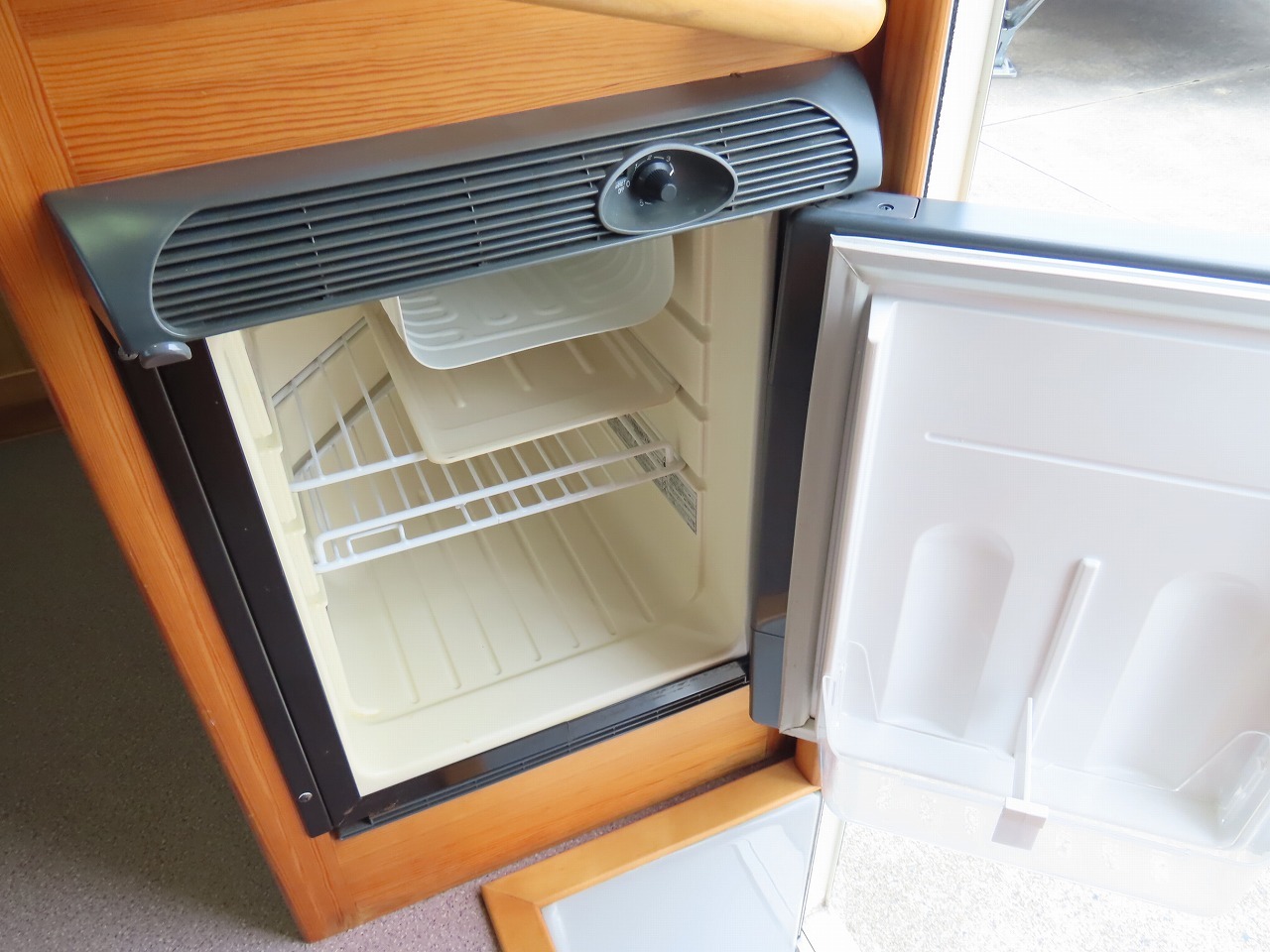 キャンピングカーキャブコン