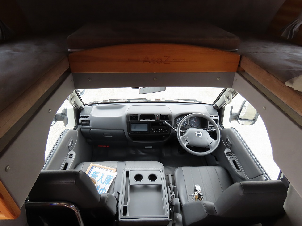 キャンピングカーキャブコン