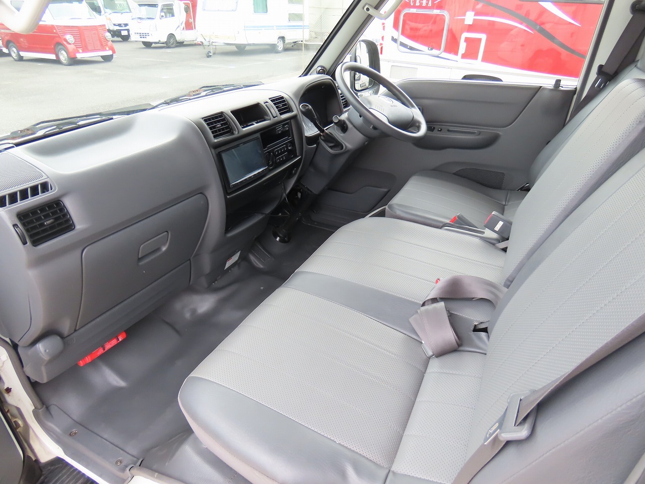 キャンピングカーキャブコン