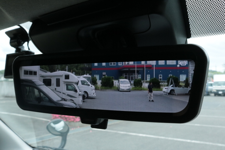 キャンピングカーバンコン