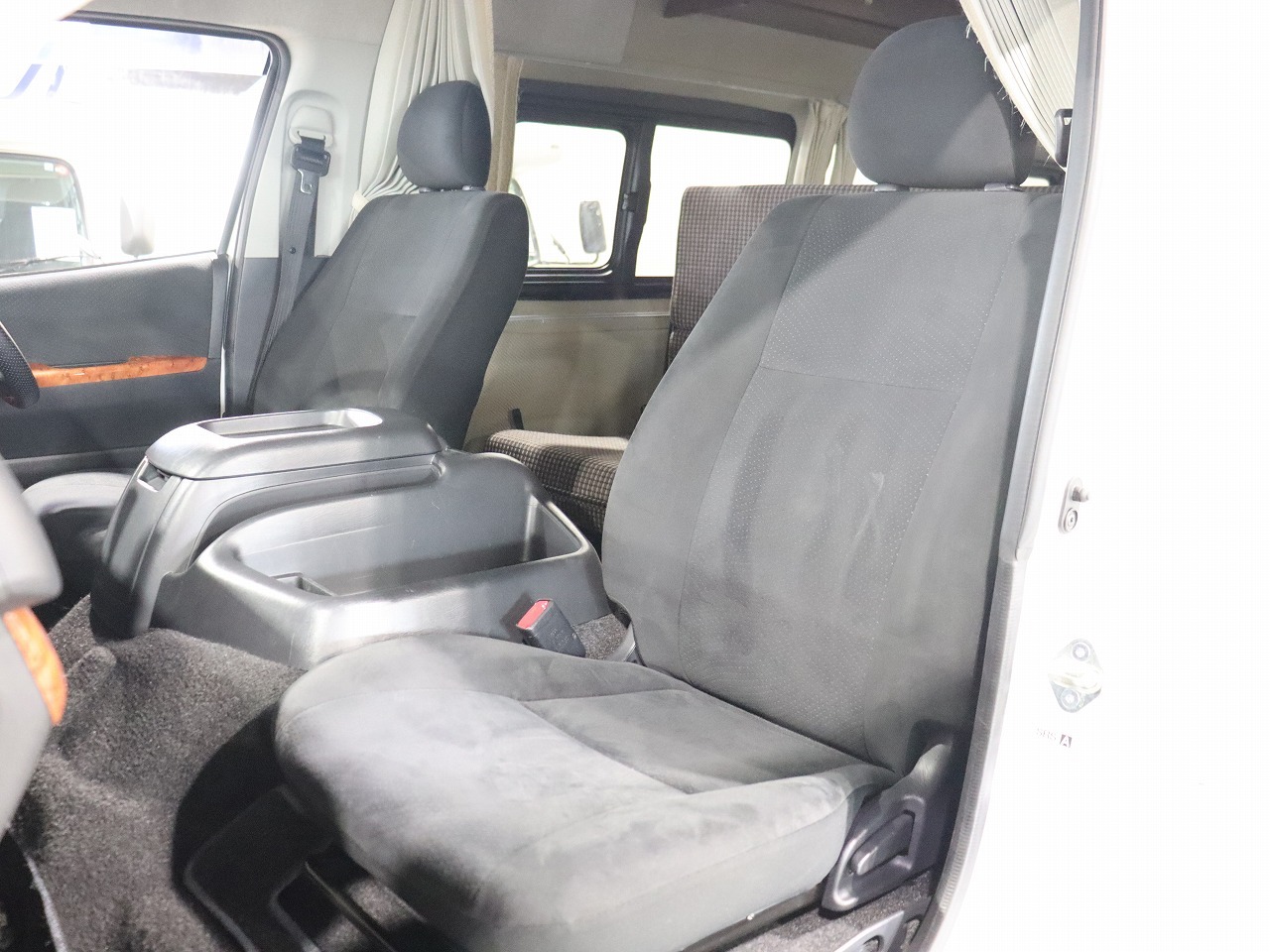 キャンピングカーバンコン