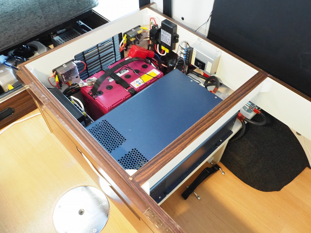 キャンピングカーバンコン