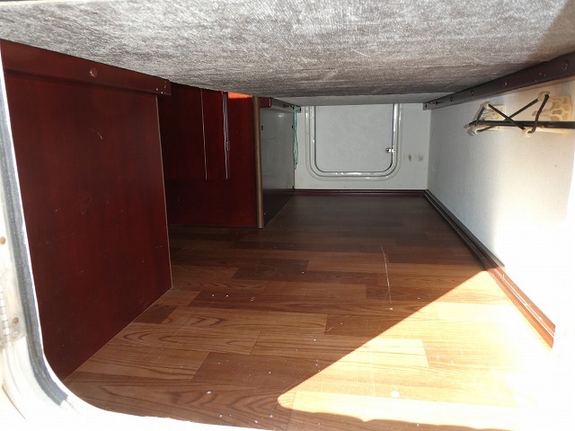 キャンピングカーキャブコン