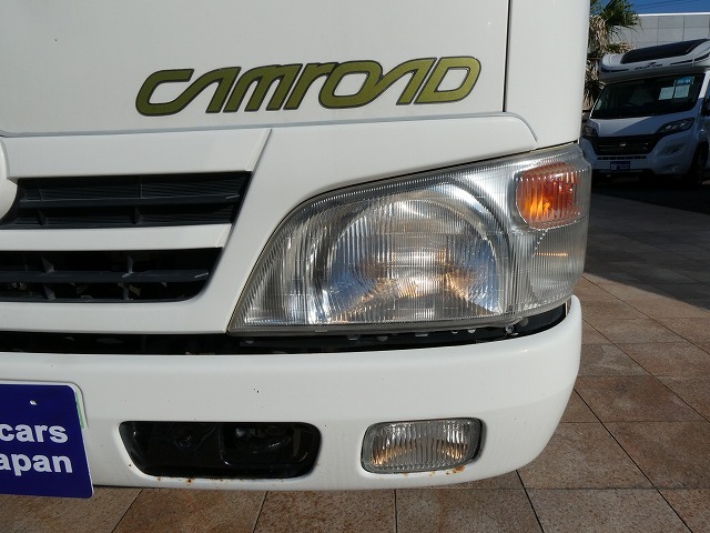 キャンピングカーキャブコン