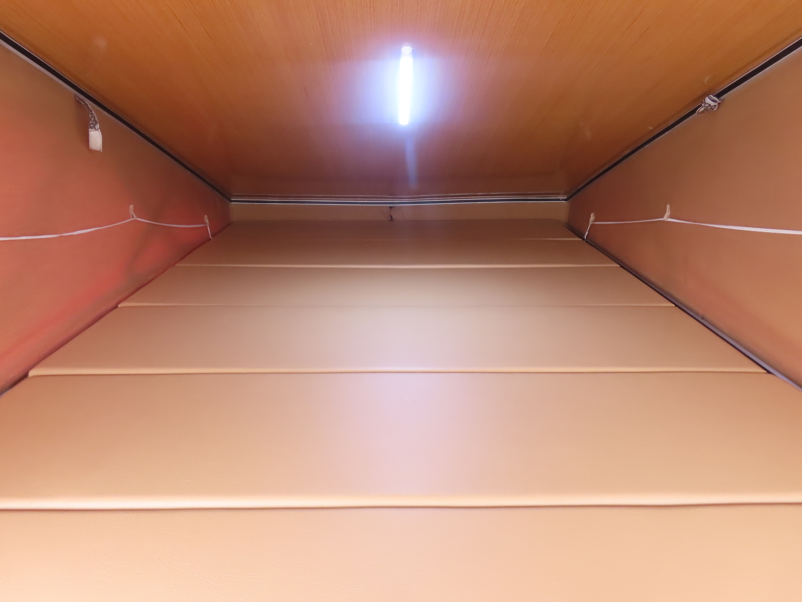 キャンピングカー軽キャンパー