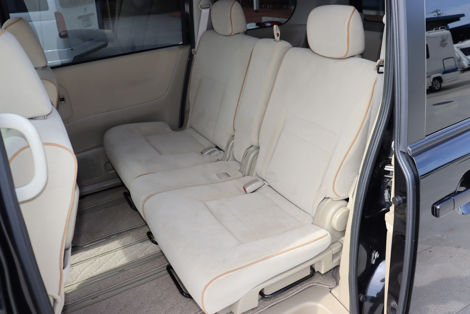 キャンピングカーバンコン