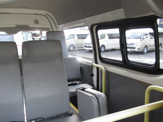 トヨタハイエース