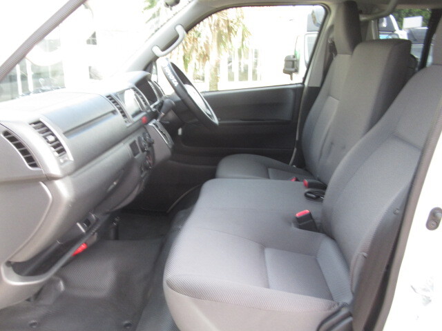 トヨタハイエース