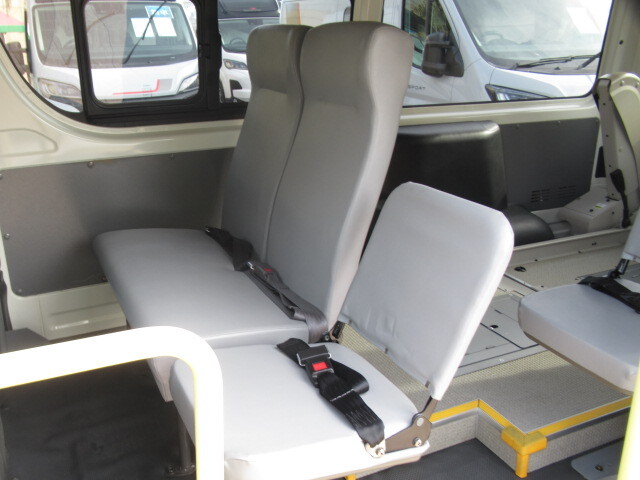 トヨタハイエース