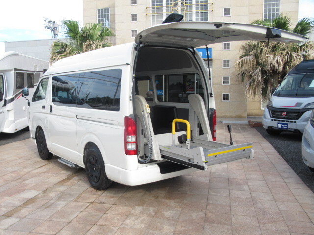 トヨタハイエース