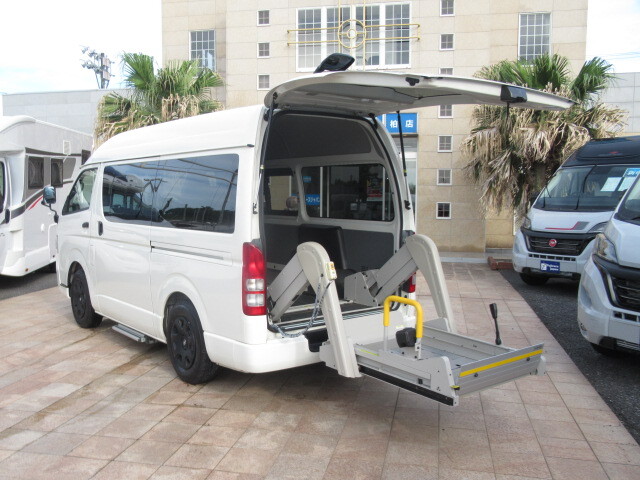 トヨタハイエース