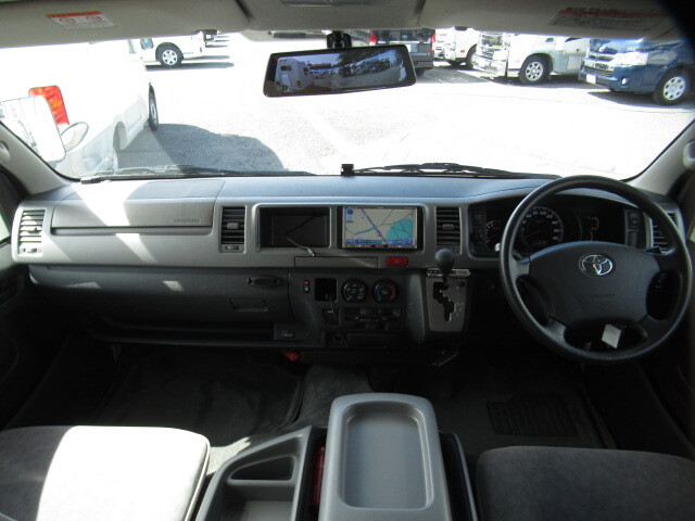 キャンピングカーキャブコン