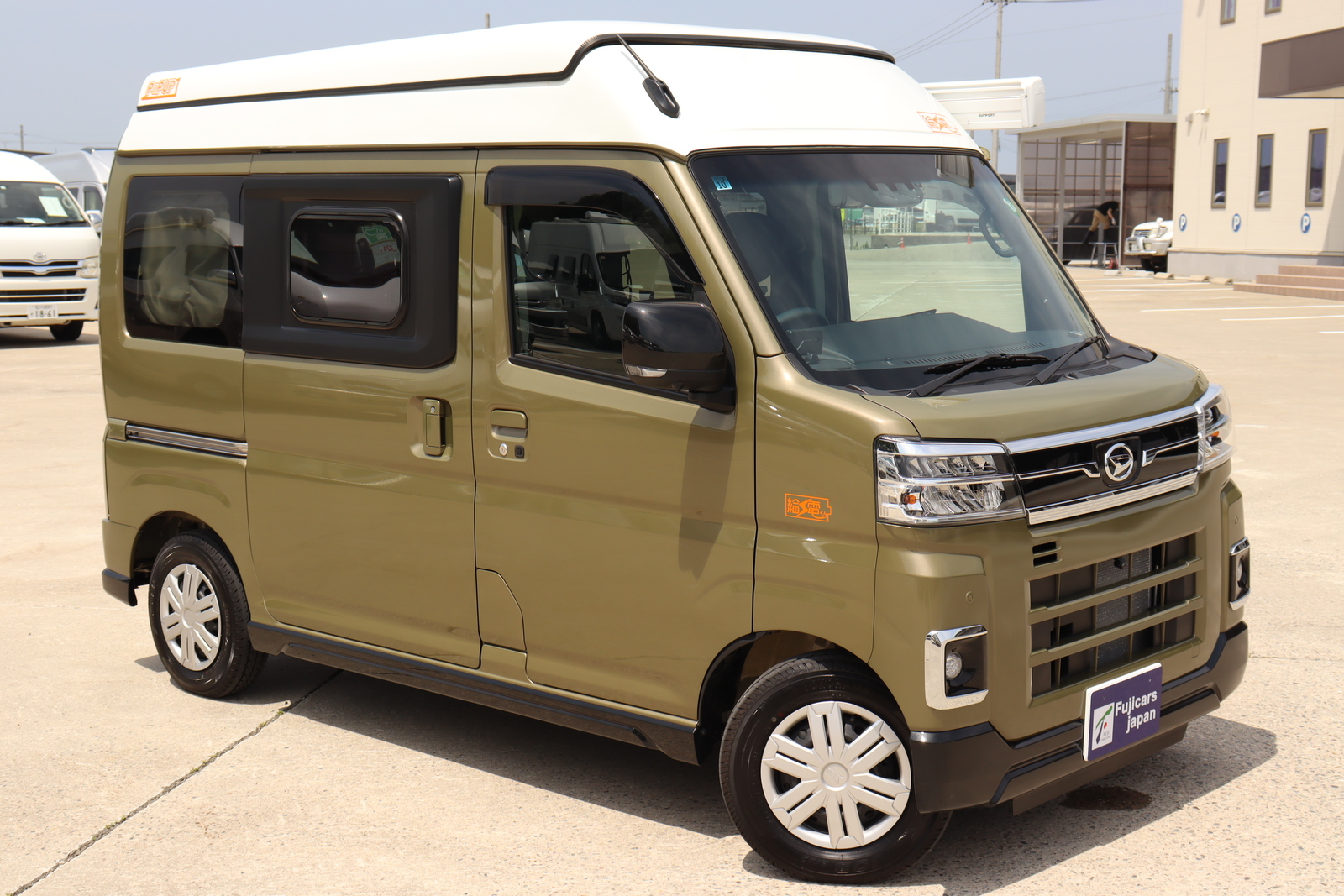 キャンピングカー軽キャンパー