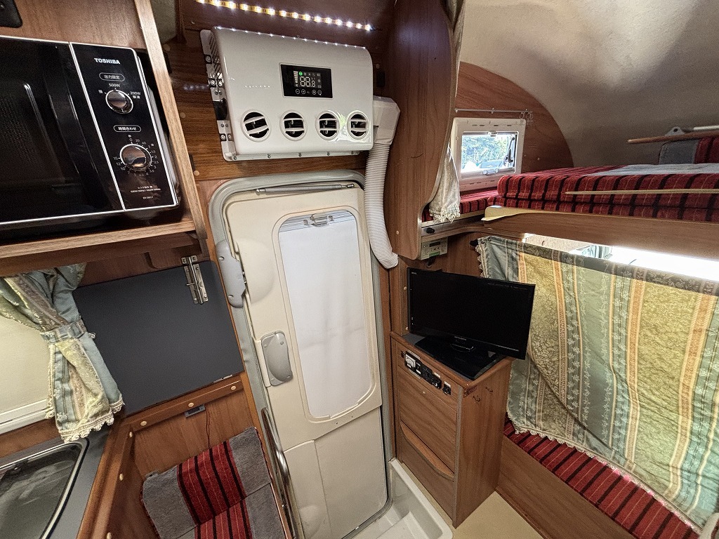 キャンピングカーキャブコン