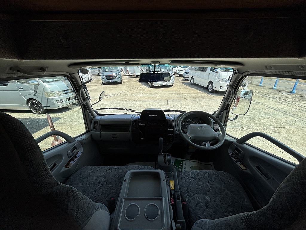 キャンピングカーキャブコン