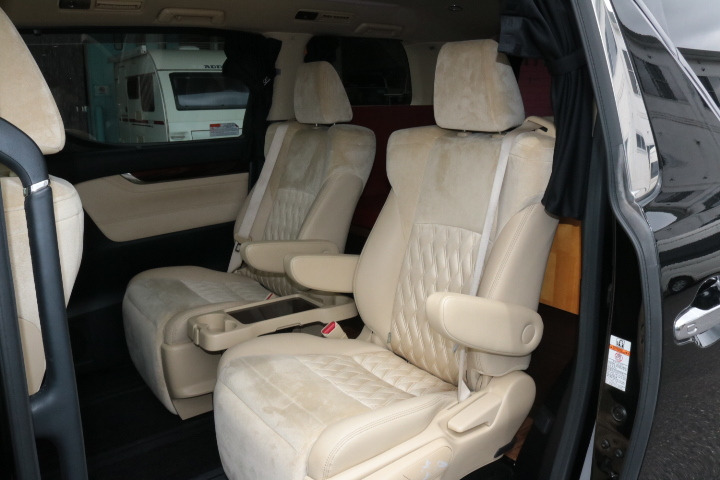 キャンピングカーバンコン