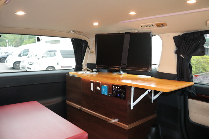 キャンピングカーバンコン