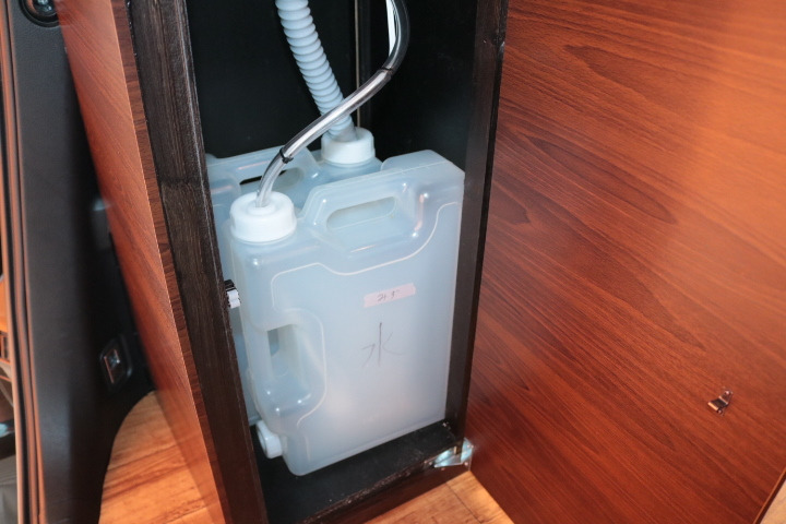 キャンピングカーバンコン