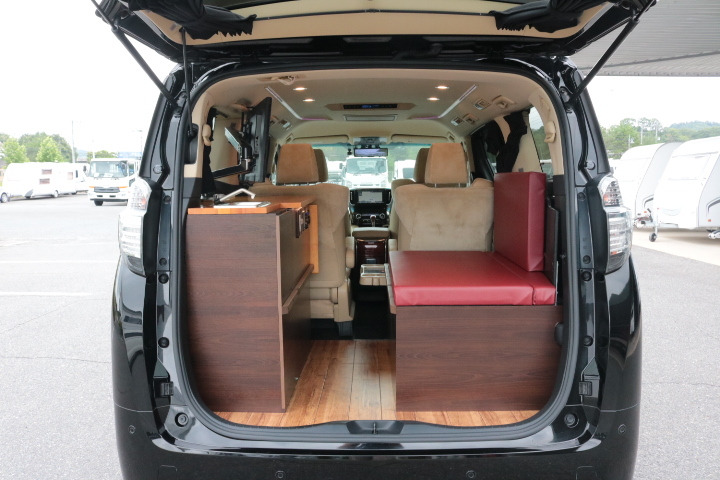 キャンピングカーバンコン