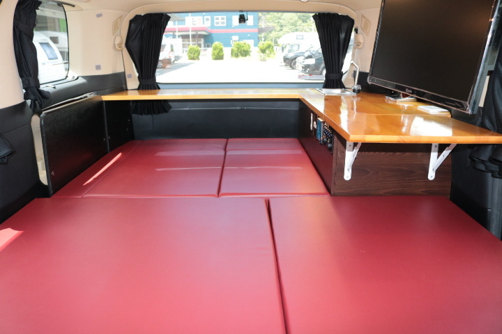 キャンピングカーバンコン