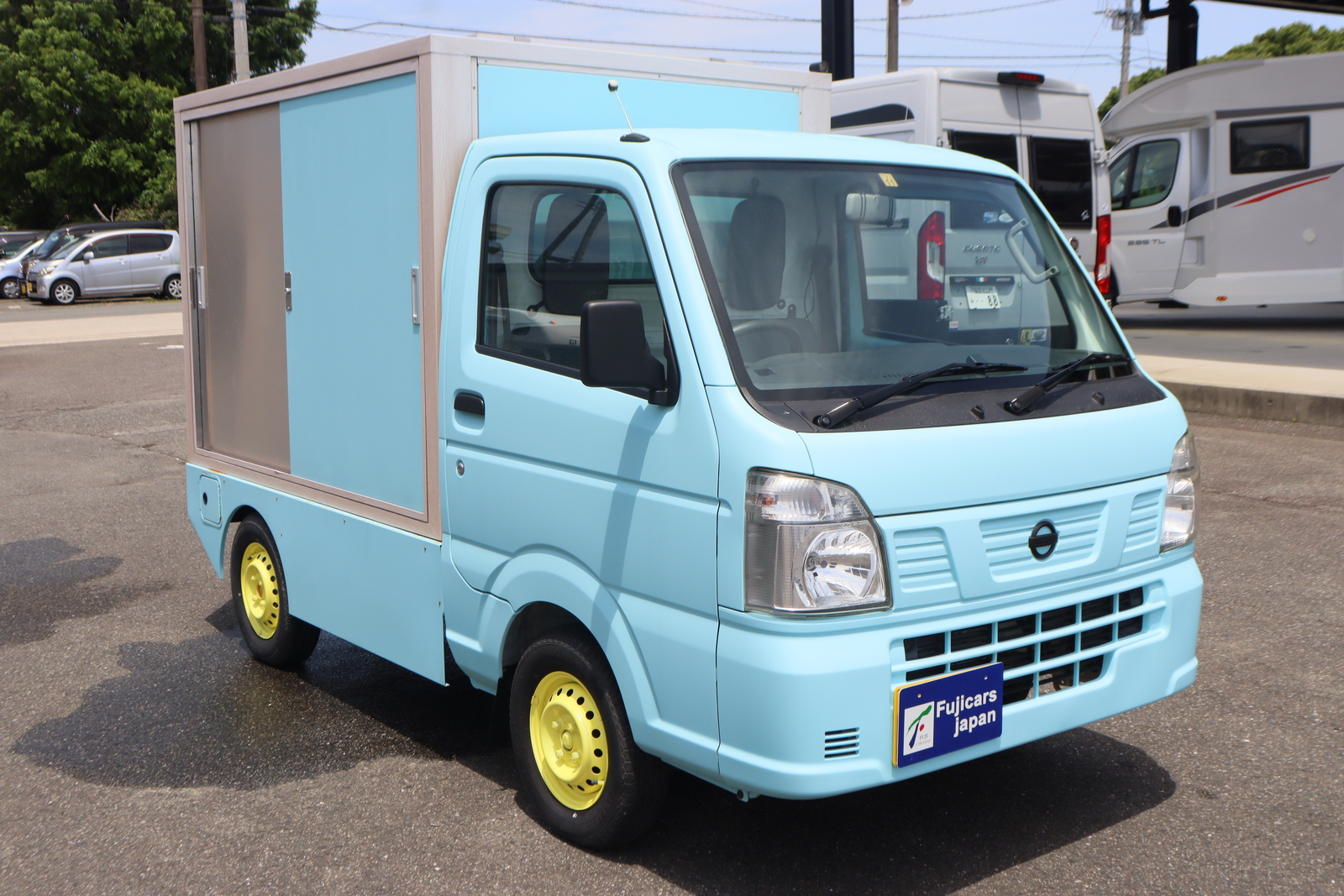 日産NT100クリッパー