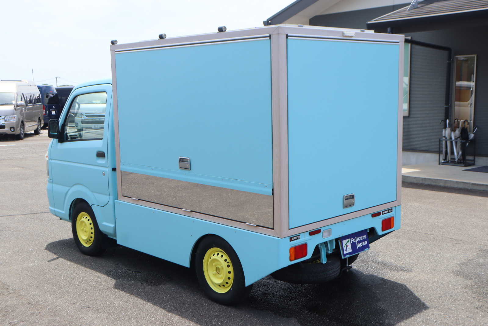 日産NT100クリッパー
