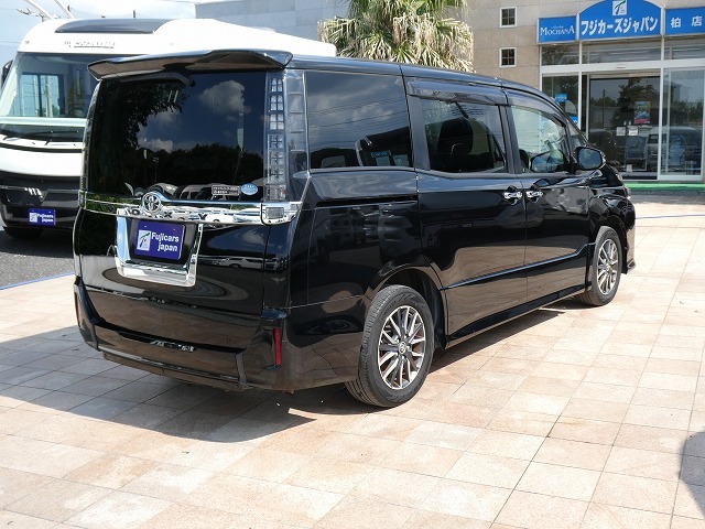 トヨタヴォクシー