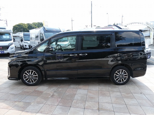 トヨタヴォクシー