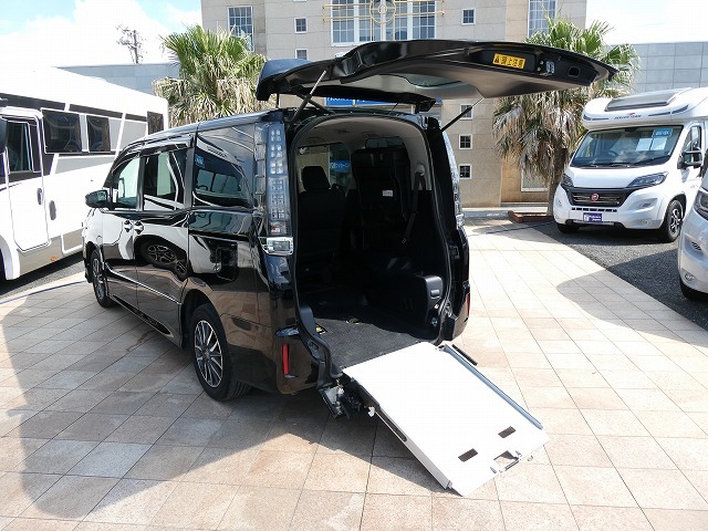 トヨタヴォクシー