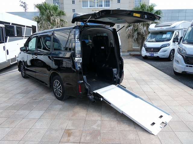 トヨタヴォクシー