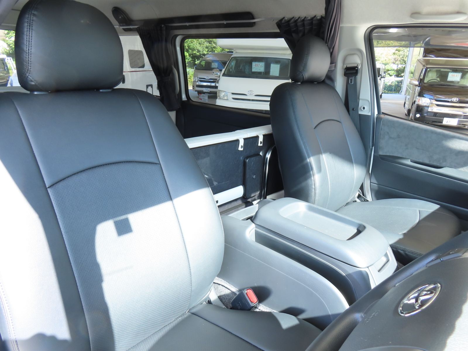 キャンピングカーバンコン