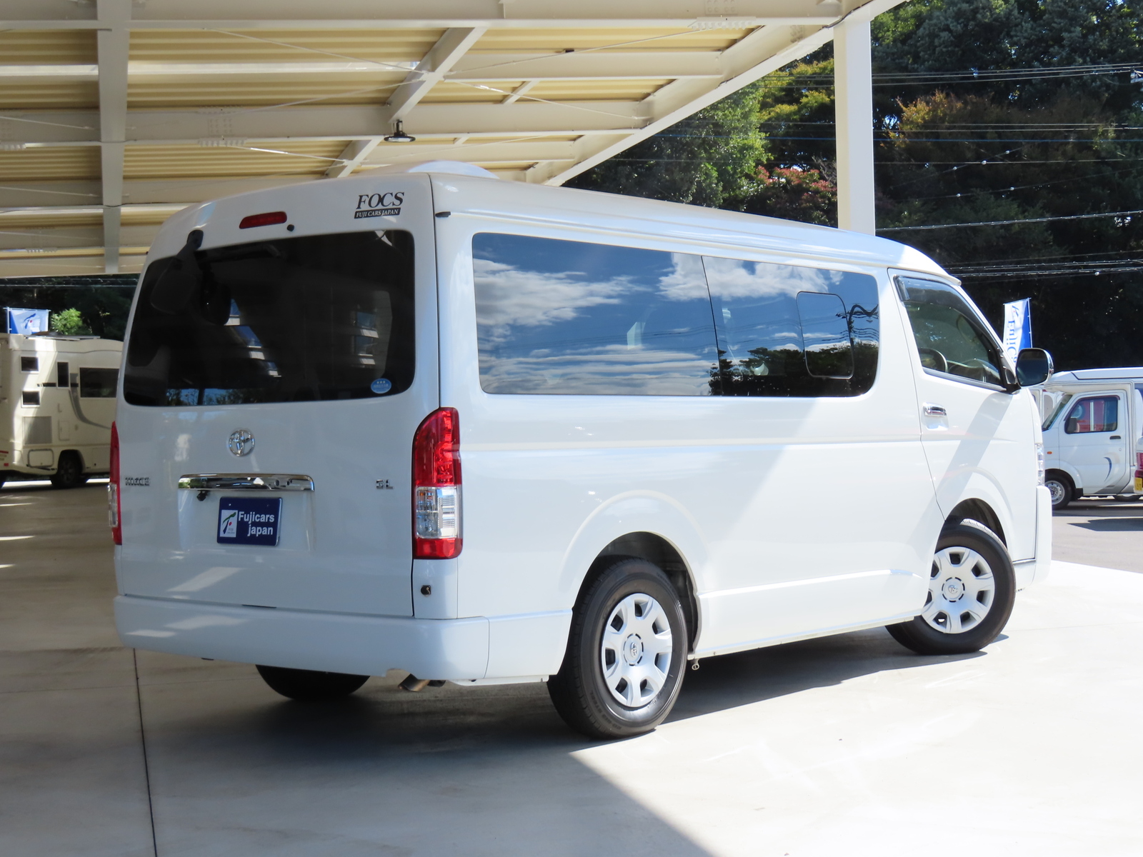 キャンピングカーバンコン