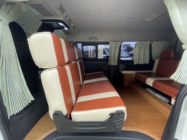 キャンピングカーバンコン