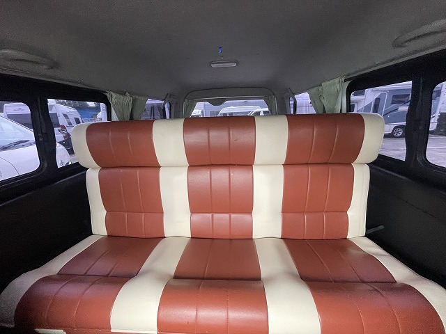 キャンピングカーバンコン