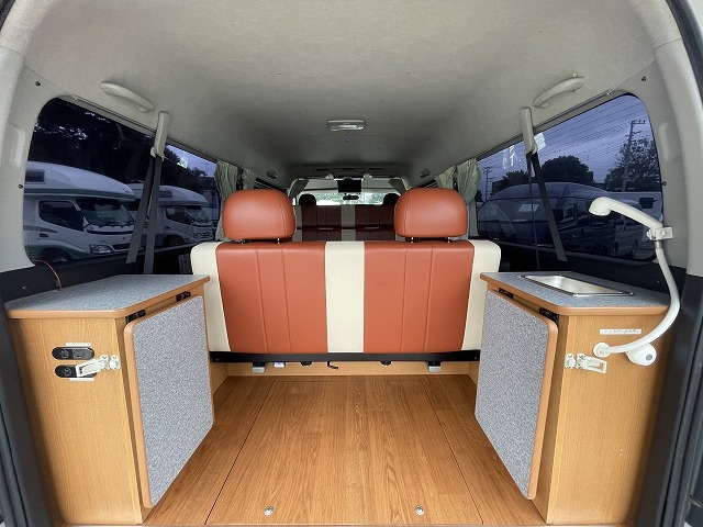 キャンピングカーバンコン