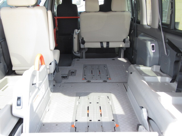 日産NV350キャラバン