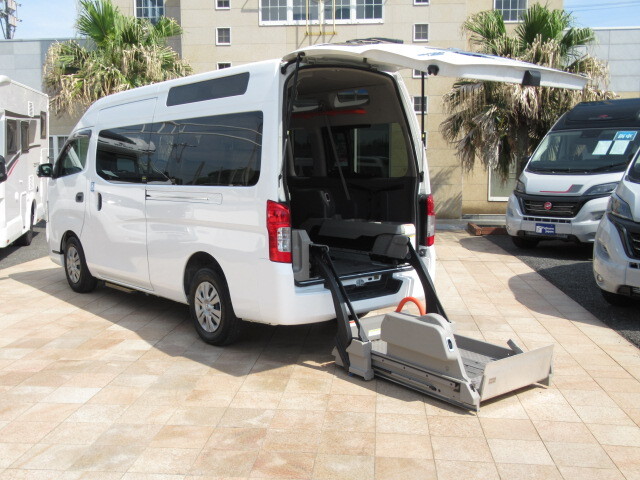 日産NV350キャラバン