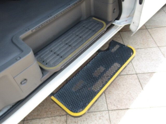 日産NV350キャラバン