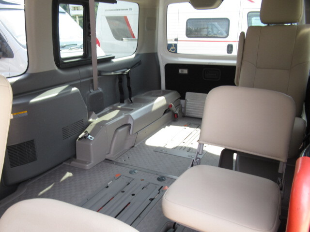 日産NV350キャラバン