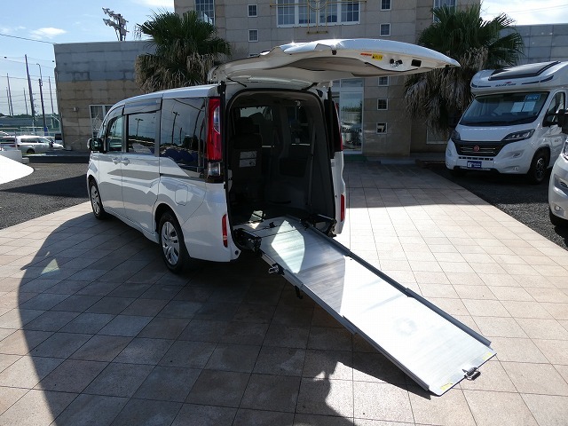 ホンダステップワゴン