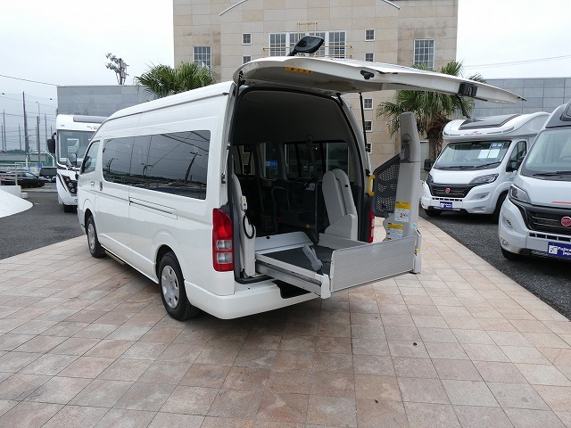 トヨタハイエース