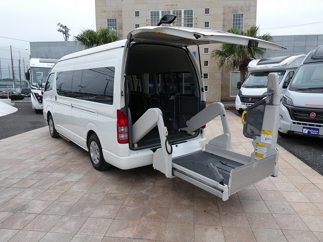 トヨタハイエース