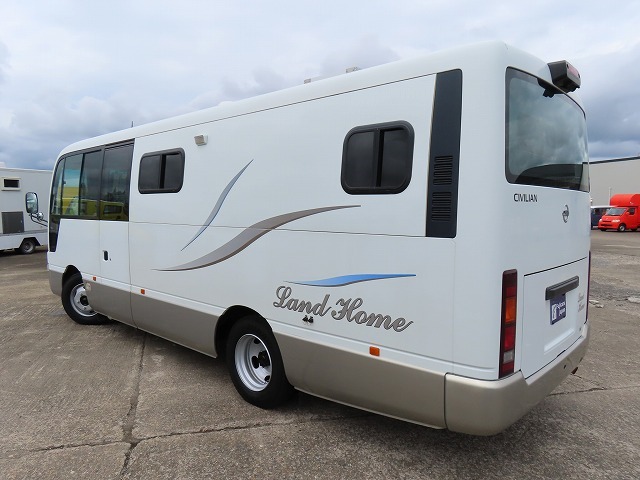 キャンピングカーバスコン