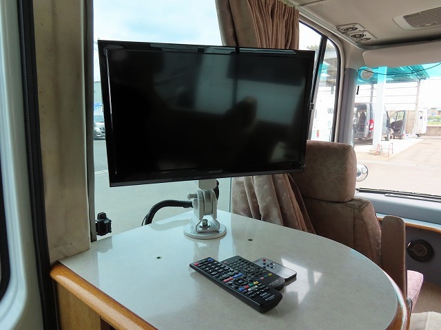 キャンピングカーバスコン